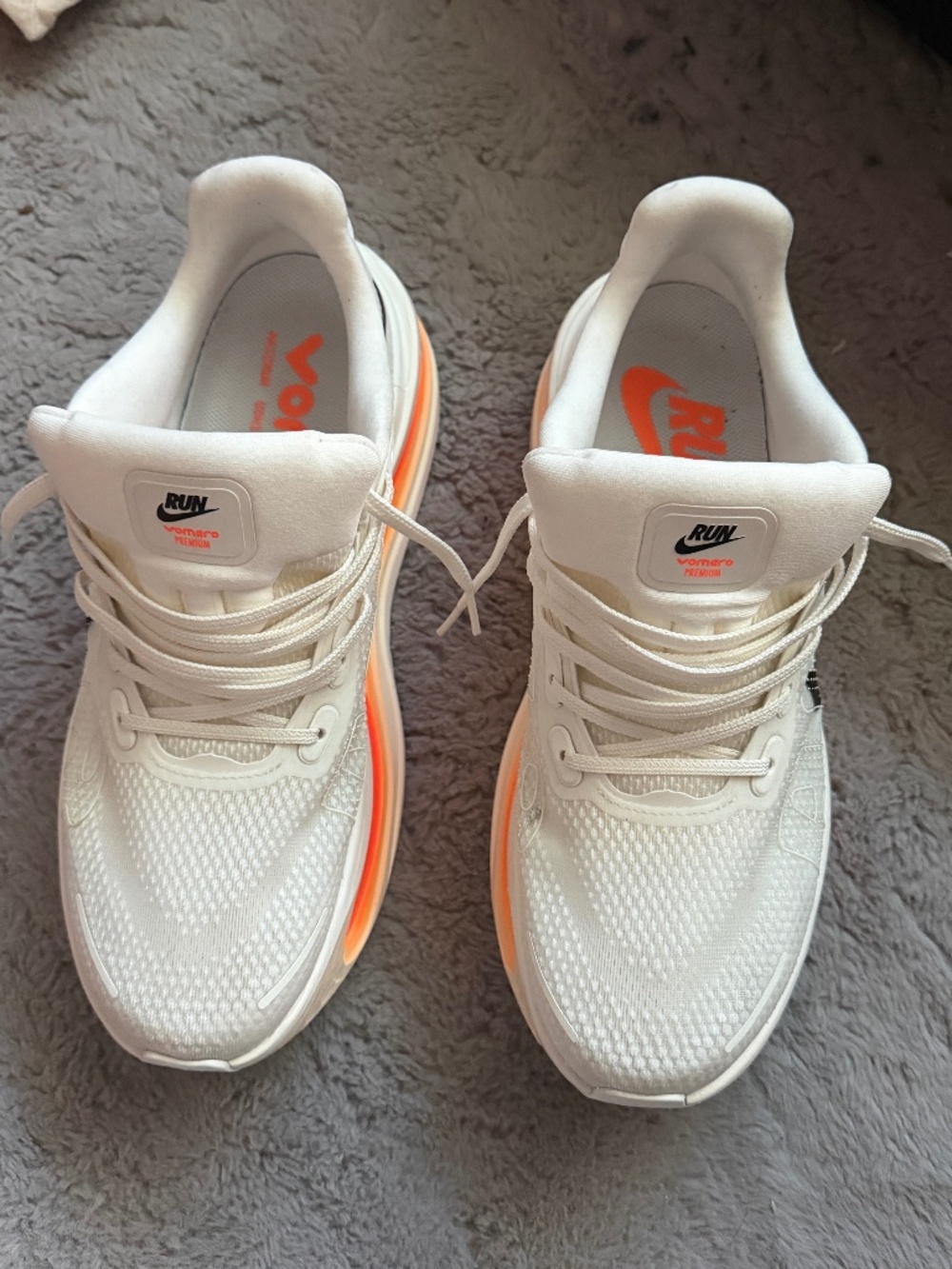 NIKE VOMERO Premium size 11
